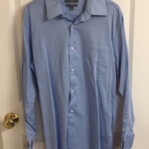 Apt. 9 dress shirt 🧦